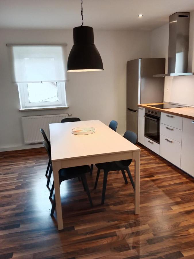 Precioso Apartamento, Aparcamiento Gratis Augustusburg Exterior photo
